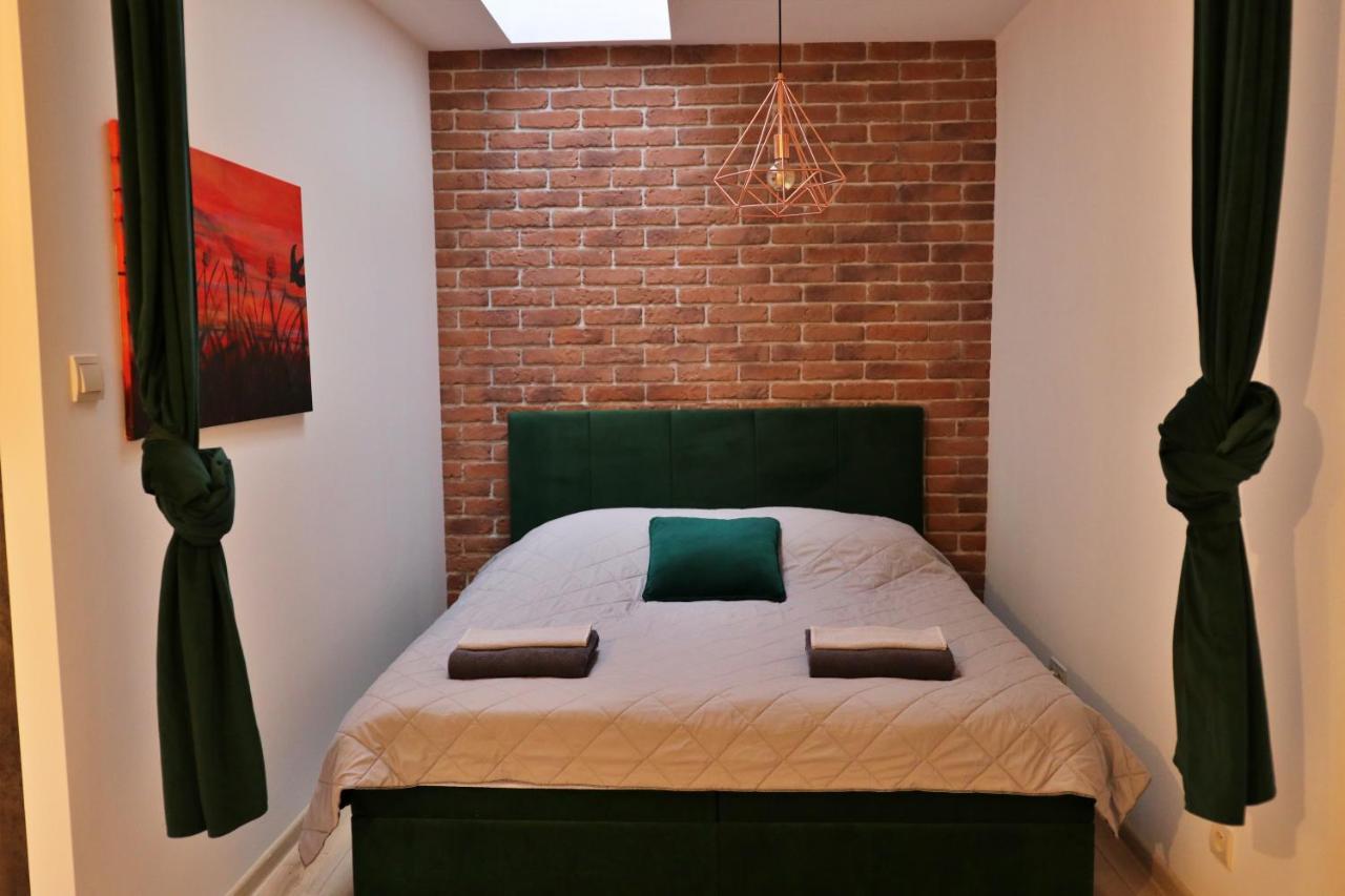 Apartament W Samym Centrum Jeleniej Gory Jelenia Gora Exterior photo