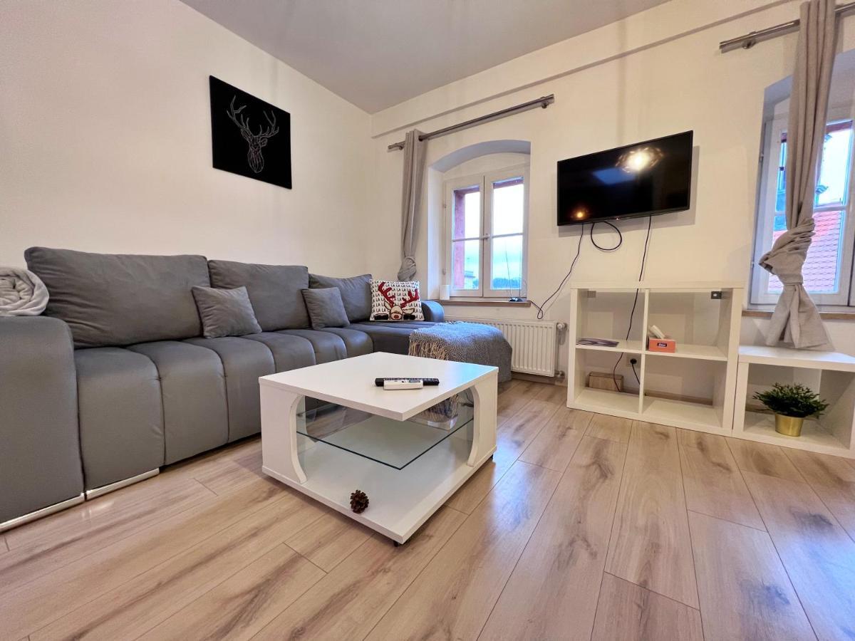 Apartament W Samym Centrum Jeleniej Gory Jelenia Gora Exterior photo